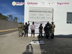 Detienen a dos presuntos generadores de violencia y aseguran armas en Sinaloa