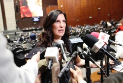 Debe aclararse si Plan B contempla que el o la titular del Poder Ejecutivo pueda difundir el proceso de revocación de mandato y promover el voto a su favor: Kenia López Rabadán