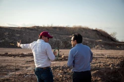 ¡Ya está en marcha! Juan de Dios Gámez supervisa construcción de nueva secundaria técnica en Alturas del Sur