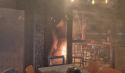 Evacuan a más de 80 personas por conato de incendio en restaurante ubicado en Playa Norte