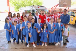 ¡Por el bienestar de la niñez de Badiraguato! Un éxito la Feria de la Salud del Niño