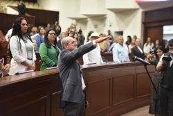 Pide licencia Bernardino Antelo como diputado del PRI, llega Lauro Gallardo Castro