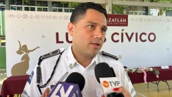 Hasta 7 reportes al día de carros estacionados abandonados recibe Tránsito Municipal de Mazatlán 