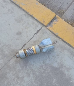 Encuentran explosivo tirado sobre el malecón Siglo XXI de Escuinapa