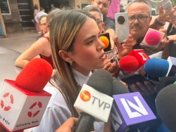 Instala CFE mesas de trabajo