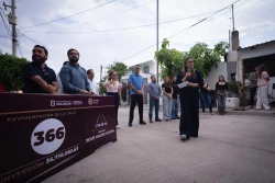 Entrega la calle 366 pavimentada en Culiacán