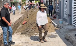 Garantiza Ayuntamiento de Mazatlán reparación de obra hidrosanitaria en Villa Galaxia