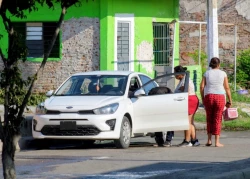 Intentan despojar de su vehículo a conductora de plataforma en Mazatlán