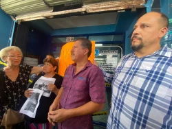 Toman oficinas de JAPAC acusan comerciantes mala administración
