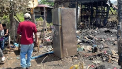 Familias de Los Acantos de Mazatlán necesitan el apoyo de la ciudadanía tras perder todo por incendio