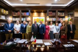 Recibe el gobernador Rocha Moya a magistradas y magistrados del Supremo Tribunal de Justicia