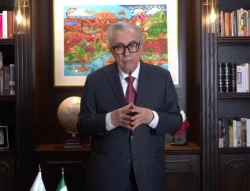 Rubén Rocha Moya pide nuevamente licencia