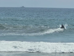 Continúa búsqueda de joven trabajador de la construcción desaparecido en playas de Mazatlán