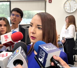 FGE no destituirá a Dámaso Castro tiene licencia