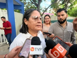 Las manifestación retrasan la atención de la CFE, pues los trabajadores no logran llegar