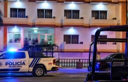 Asesinan a dos hombres a balazos dentro de hotel en el malecón de Mazatlán
