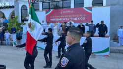 Sobre la avenida Del Mar realizan desfile para conmemorar el 216 aniversario de la Independencia de México