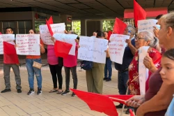 Antorchistas protesta por viviendas y servicios