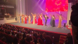 Presentan a las candidatas y candidatos que buscan las diferentes coronas del Carnaval de Mazatlán 2027
