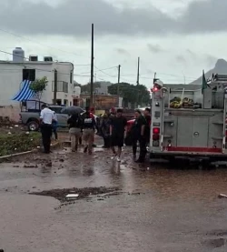 Fallece una persona al ser arrastrada por la corriente durante intensas lluvias en Guaymas